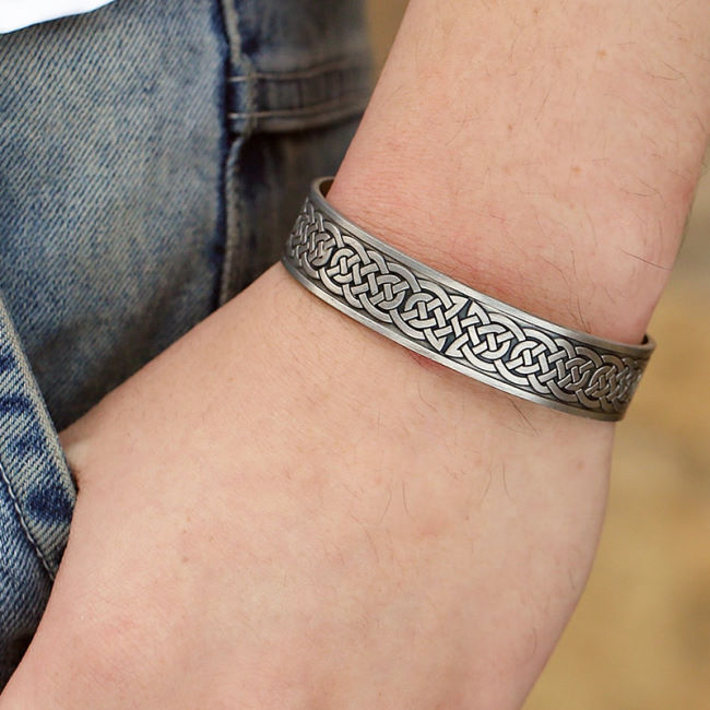 Melide Knotwork Leather Bracelet